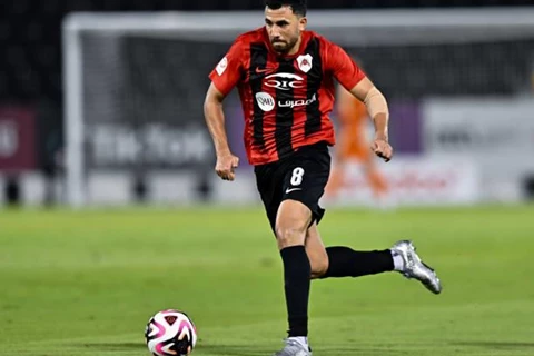 راوغ أكثر من لاعب وسقط.. تريزيجيه يتسبب في ركلة جزاء للريان أمام الغرافة (فيديو)